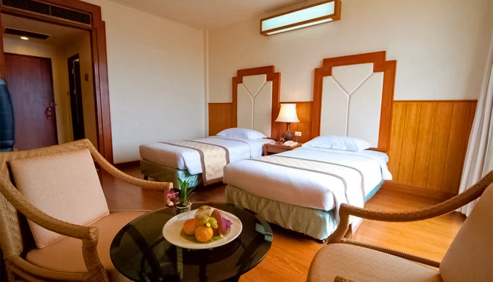 هتل گلدن بیچ پاتایا